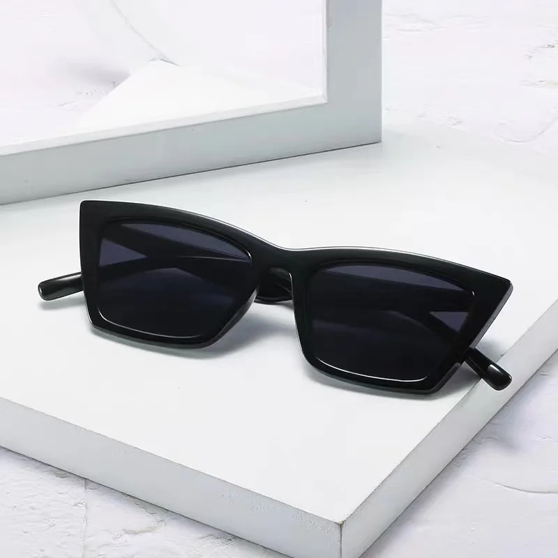 Kacamata Hitam Cat Eye Mewah W - Luxury Zone ulasan dan harga