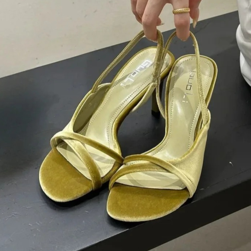 Sepatu Hak Tinggi Wanita Mewah - Luxury Lifestyle Store ulasan dan harga
